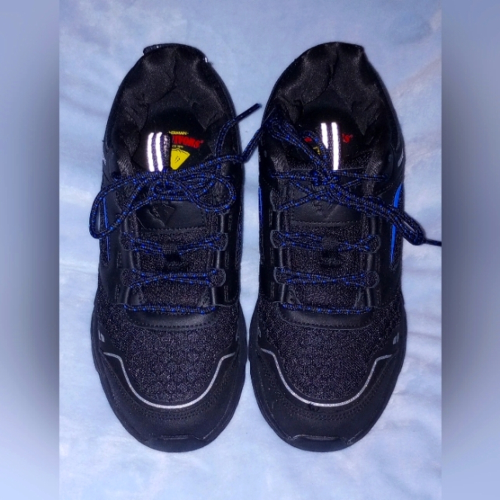 Survivors Black Blue Sneakers Women's 7.5 Nonskid Slip Resistant Work Shoes